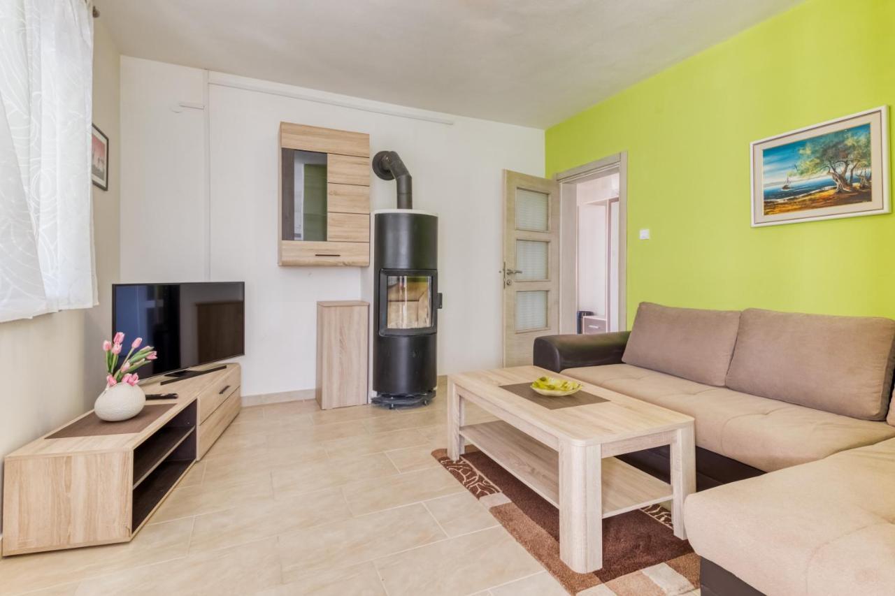 Apartmani Leptir Rakovica Extérieur photo